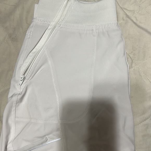 Inifinity Scrub - Picture 2 of 4